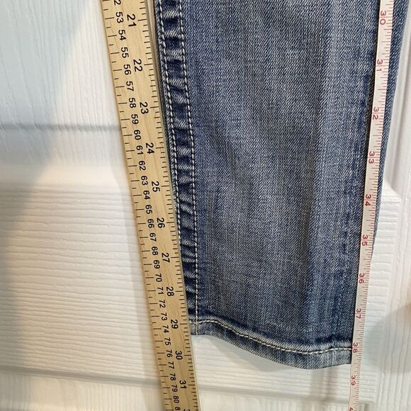 Miss Me jeans sz 27 distressed skinny whiskered embroidered cross rhinestones - Picture 9 of 10